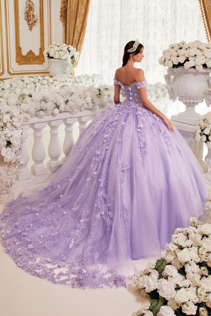 Lavender quinceañera gown